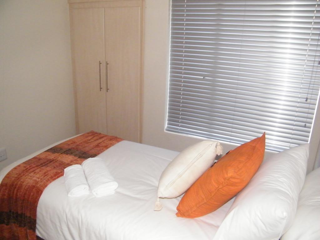 Airport Lodge Guest House Kempton Park Kültér fotó