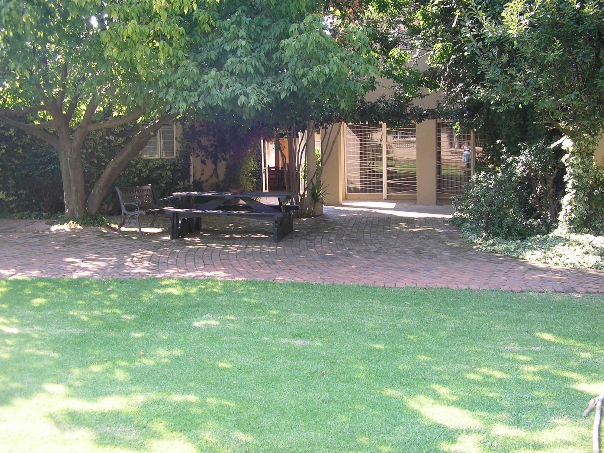 Airport Lodge Guest House Kempton Park Kültér fotó